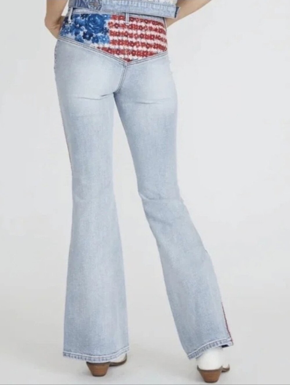 DRIFTWOOD NWT Farrah Flare Jeans Embroidered Floral Flag USA Sz 31 America